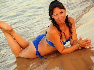 Ερωτική συνομιλία μέσω βίντεο MilaMilfa