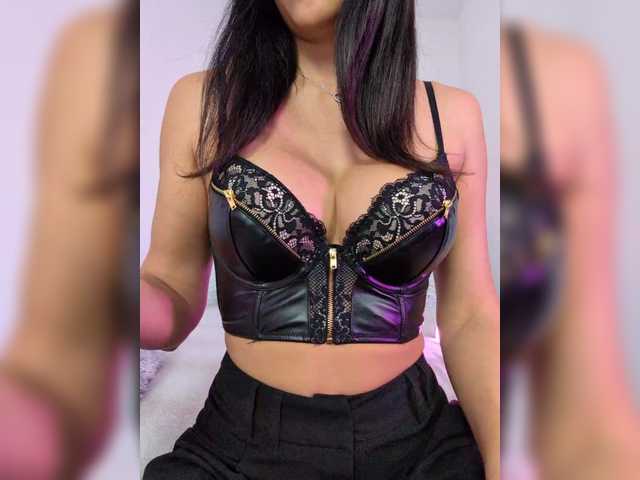 Εκπομπές οθόνης Milana_Milana
