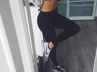 Ερωτική συνομιλία μέσω βίντεο MilenaSunny