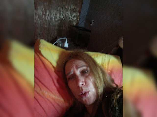 Εκπομπές οθόνης MILA_MILFAS