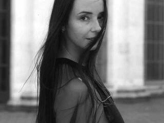 Ερωτική συνομιλία μέσω βίντεο Miss_Milka