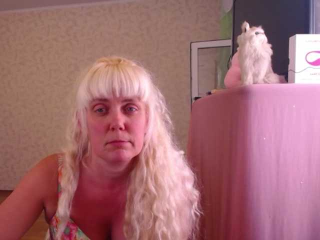 Φωτογραφίες YoungMistress Lovense ON 5 tok. FOLLOW MY TWITTER @sunnysylvia5 I am Sexy with natural beauty! Long nipples 4cm and pussy with big lips and loud orgasm in private! Like me- put love, give gifts