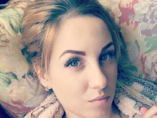 Ερωτική συνομιλία μέσω βίντεο MillaJames