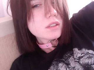 Ερωτική συνομιλία μέσω βίντεο MillaKinski