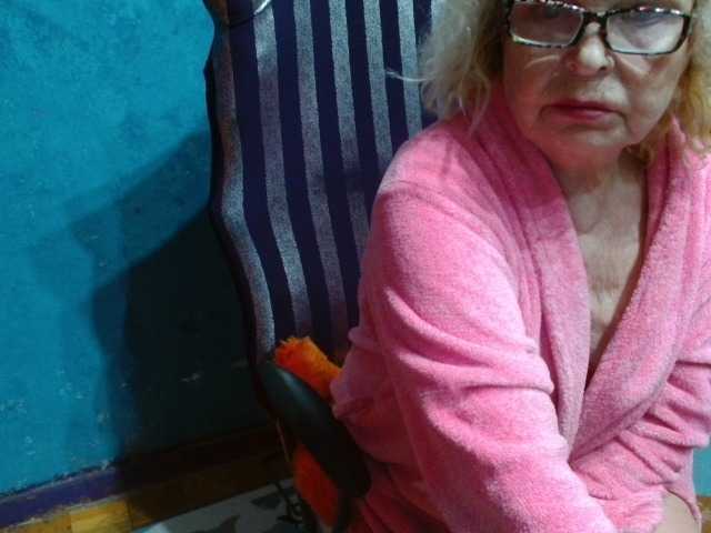 Φωτογραφίες milo4ka77 boys,60+ old, i will help you cum!!!latex, gloves, fur coats ........ , chek me out ! camera 40 tocins....friends 7 tocins, private : nude mastrubate,see *****0 tok