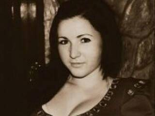 Ερωτική συνομιλία μέσω βίντεο miolips