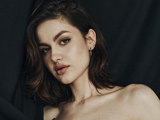 Ερωτική συνομιλία μέσω βίντεο MiraBelle