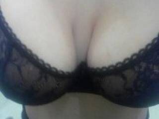 Ερωτική συνομιλία μέσω βίντεο mismey