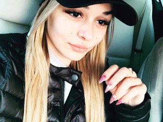 Ερωτική συνομιλία μέσω βίντεο Miss-Bia