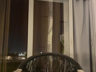 Ερωτική συνομιλία μέσω βίντεο Liana-fit8