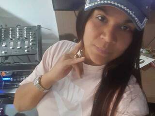 Ερωτική συνομιλία μέσω βίντεο MissDevorah