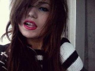 Ερωτική συνομιλία μέσω βίντεο missismari