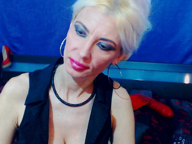 Εκπομπές οθόνης HoneyLara