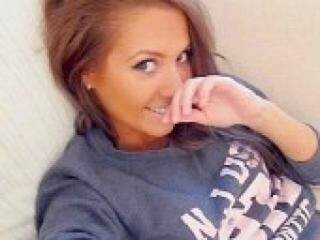 Ερωτική συνομιλία μέσω βίντεο missme