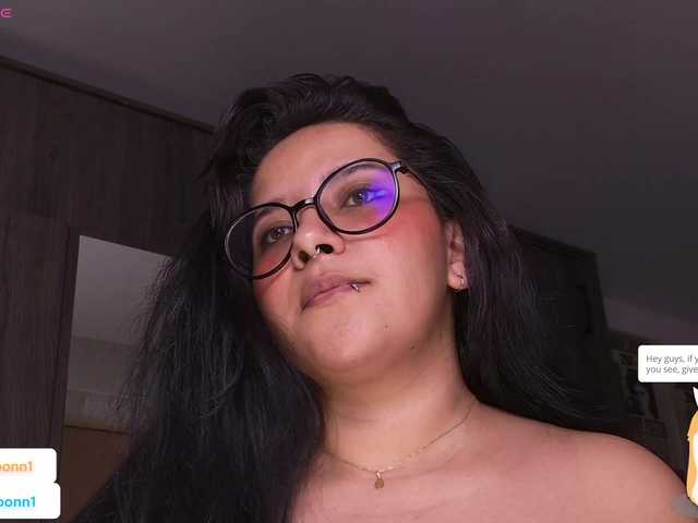 Εκπομπές οθόνης MissMoonn