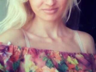 Ερωτική συνομιλία μέσω βίντεο misssd