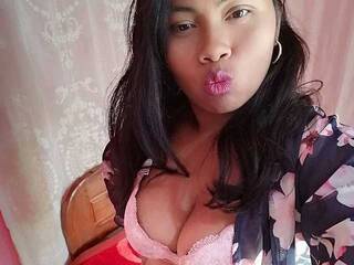 Ερωτική συνομιλία μέσω βίντεο MissShania