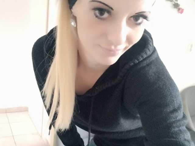 Φωτογραφία του προφίλ MoaningKitty23