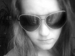 Ερωτική συνομιλία μέσω βίντεο modell20