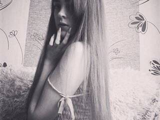 Ερωτική συνομιλία μέσω βίντεο MolliMow