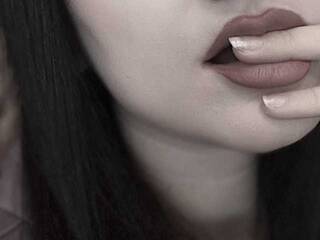 Ερωτική συνομιλία μέσω βίντεο Molly-molly