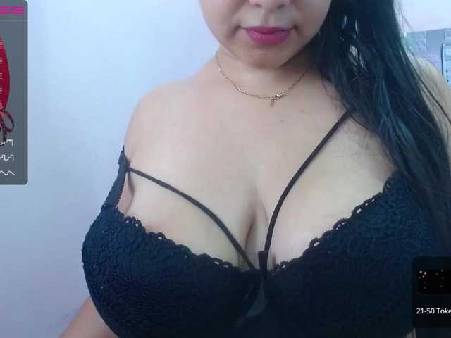 Φωτογραφίες MollyPatrick2 hello guys ❤❤ Welcome fuck me and wet tips make me horny #bigboobs#bigass#latina#lovense#petite#new#squirt [499 tokens remaining]
