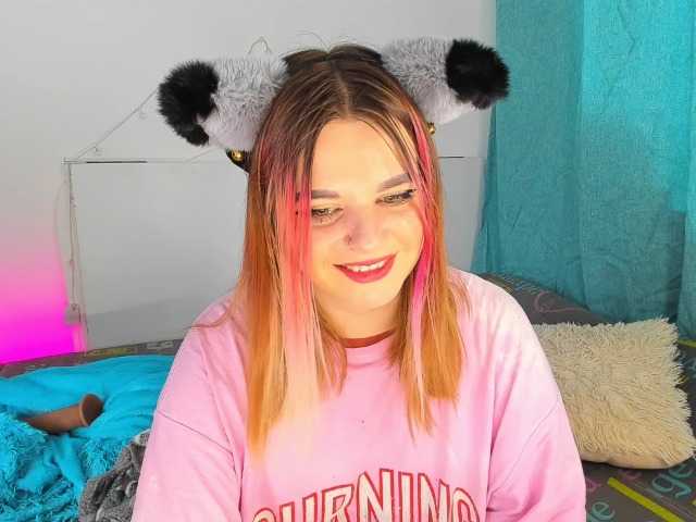 Εκπομπές οθόνης MollyXShenn