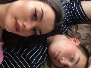 Ερωτική συνομιλία μέσω βίντεο mommy18x
