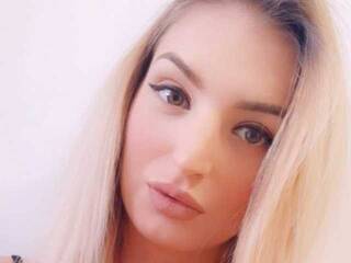 Ερωτική συνομιλία μέσω βίντεο MonicaJays