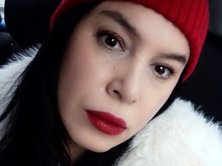 Ερωτική συνομιλία μέσω βίντεο MonicaMiaa