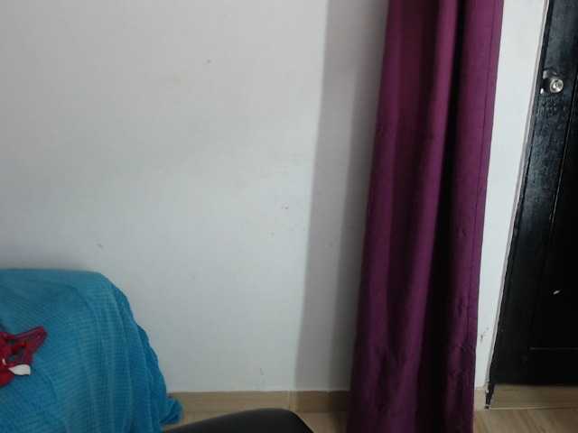 Εκπομπές οθόνης monlove2