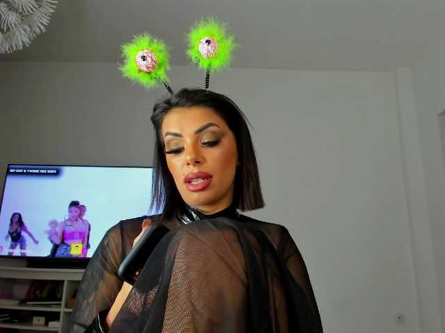 Εκπομπές οθόνης MoonaPrincess