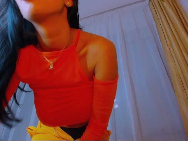 Εκπομπές οθόνης MoonaPrincess