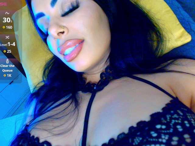 Εκπομπές οθόνης MoonaPrincess