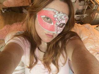 Ερωτική συνομιλία μέσω βίντεο mslaneyjane