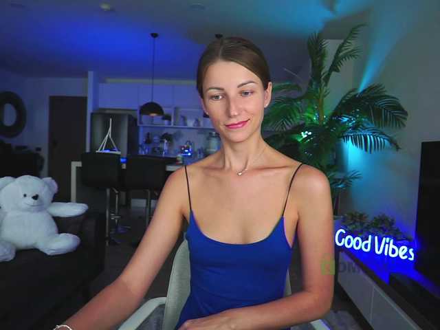 Εκπομπές οθόνης Anna_Shine