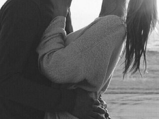 Ερωτική συνομιλία μέσω βίντεο Murllika