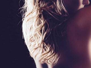 Ερωτική συνομιλία μέσω βίντεο Mymilfmila1