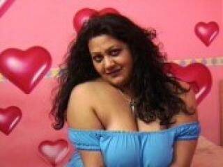 Ερωτική συνομιλία μέσω βίντεο naara