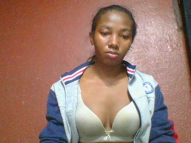 Εκπομπές οθόνης Nadiah1