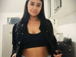 Ερωτική συνομιλία μέσω βίντεο nahomi-evans