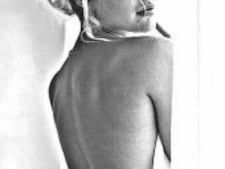 Ερωτική συνομιλία μέσω βίντεο naidenss