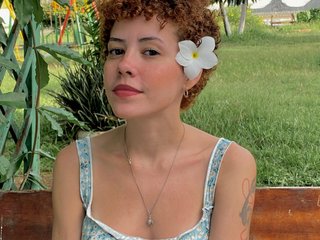 Ερωτική συνομιλία μέσω βίντεο Nalinha