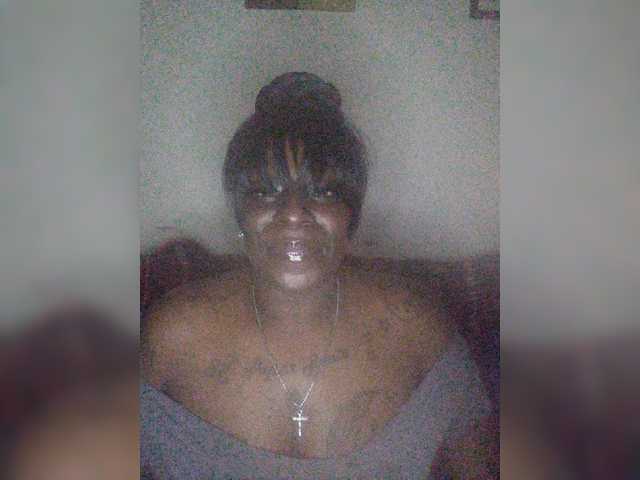 Φωτογραφίες NanichocXXX BbW Chocolate Deep throat cakes to shake! Tip for request guys....Lets play