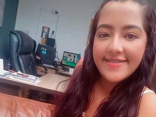 Ερωτική συνομιλία μέσω βίντεο NaomiiWood