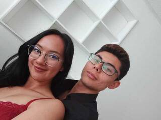 Ερωτική συνομιλία μέσω βίντεο Nathanandzaria