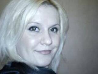 Ερωτική συνομιλία μέσω βίντεο natusika