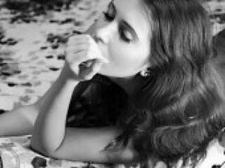 Ερωτική συνομιλία μέσω βίντεο natyssikcat