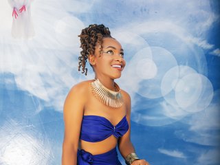 Ερωτική συνομιλία μέσω βίντεο Naughty-Girl17