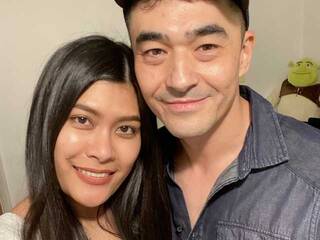 Ερωτική συνομιλία μέσω βίντεο naughtykk